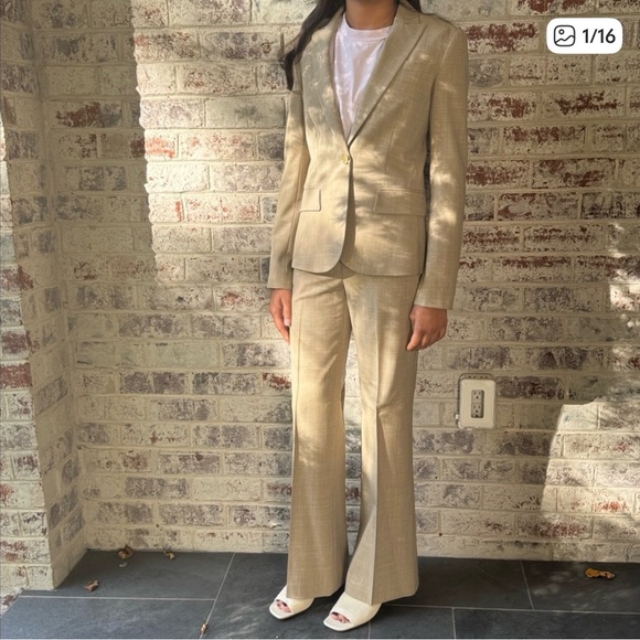 Theory Gray sage pantsuit 00 - Picture 3 of 12